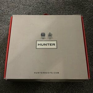 Hunter boots navy blue worn a couple of times.